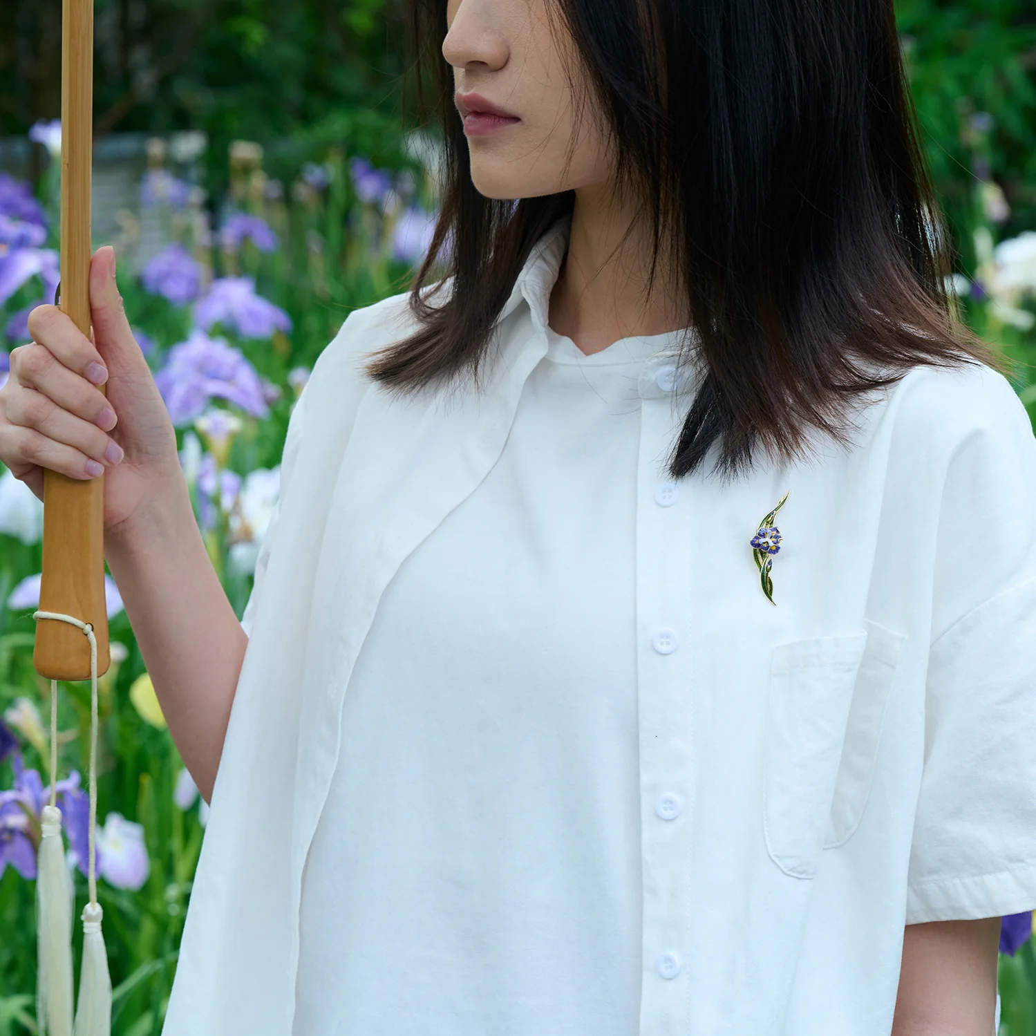 daparo Enamel Pins "Daparo Iris" - Image 12