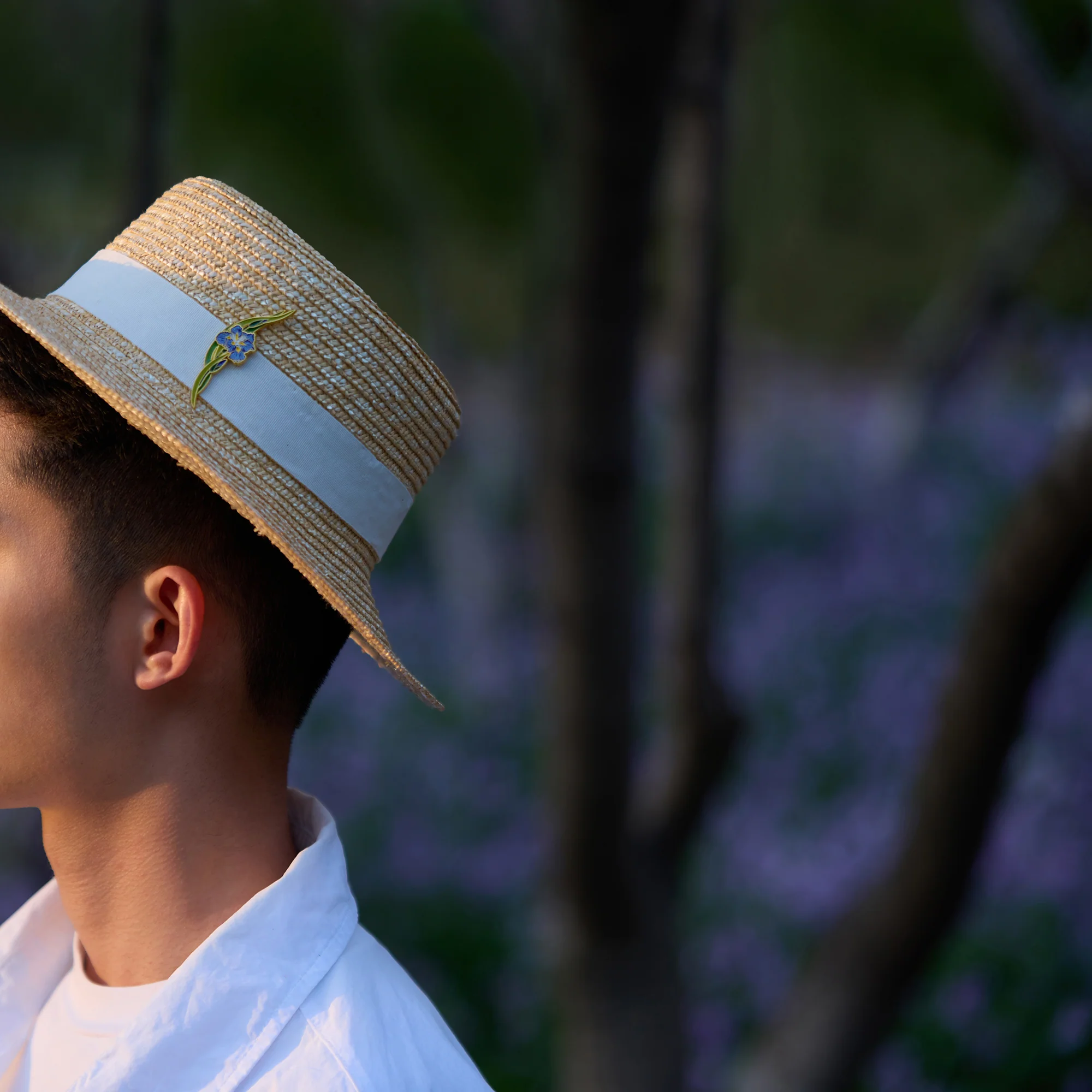 daparo Enamel Pins "Daparo Iris" - Image 8