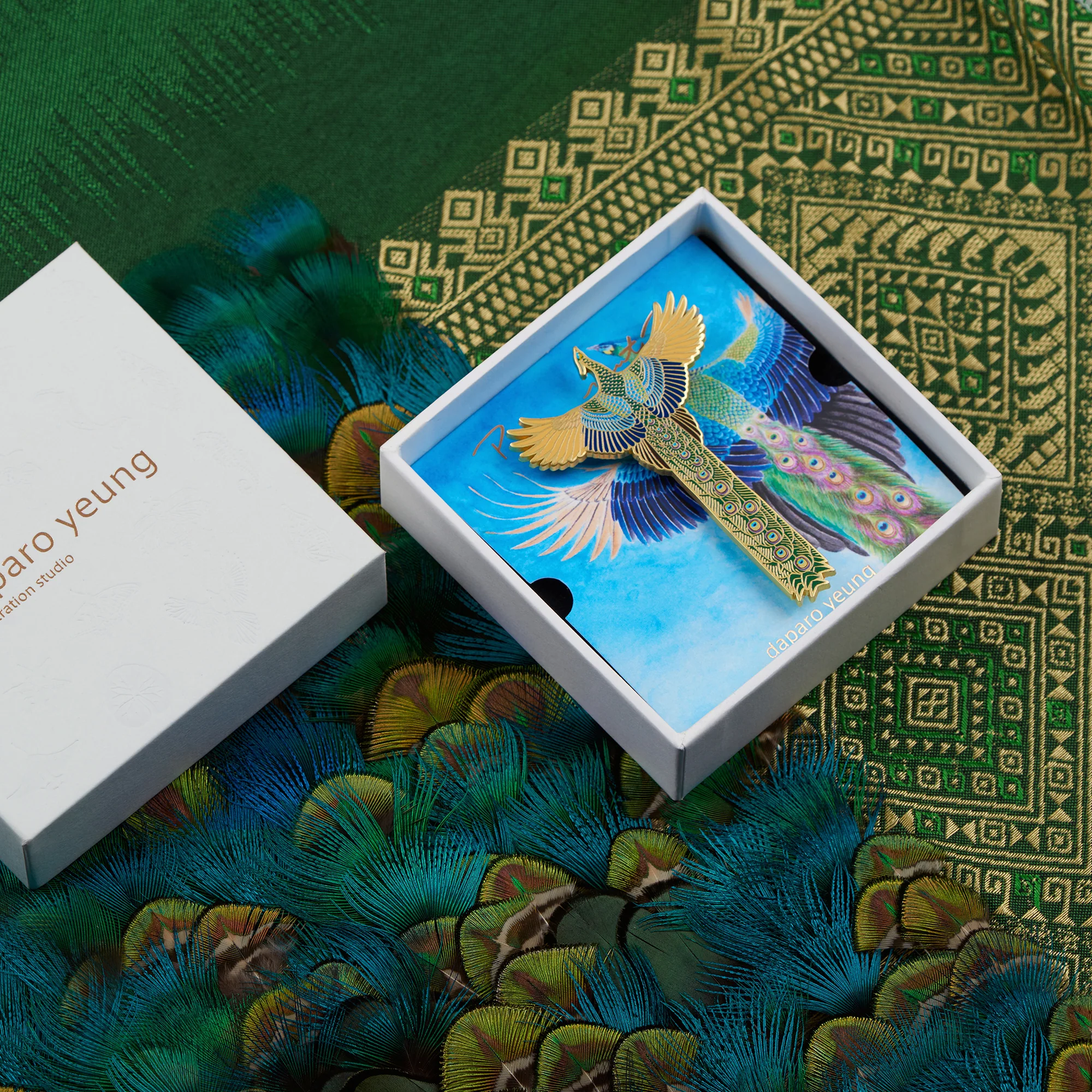 daparo Enamel Pins "Green Peafowl" - Image 3