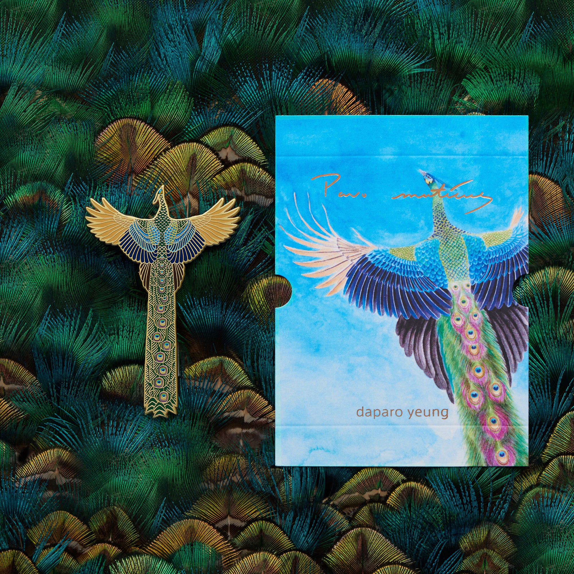 daparo Enamel Pins "Green Peafowl" - Image 4