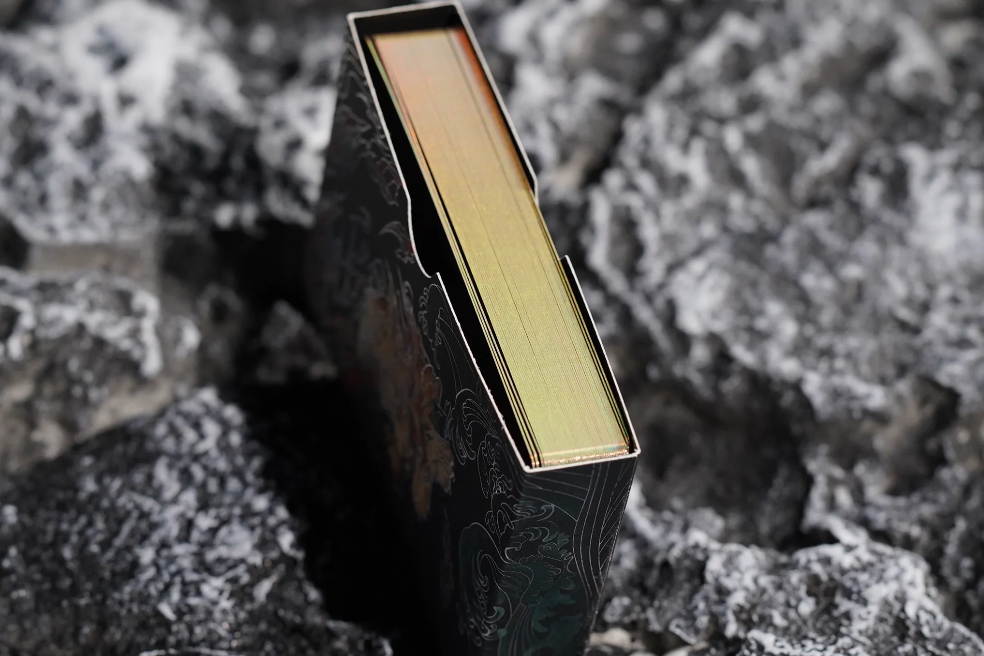 Imprisoned Tiger Playing Card Gift Set - Image 10