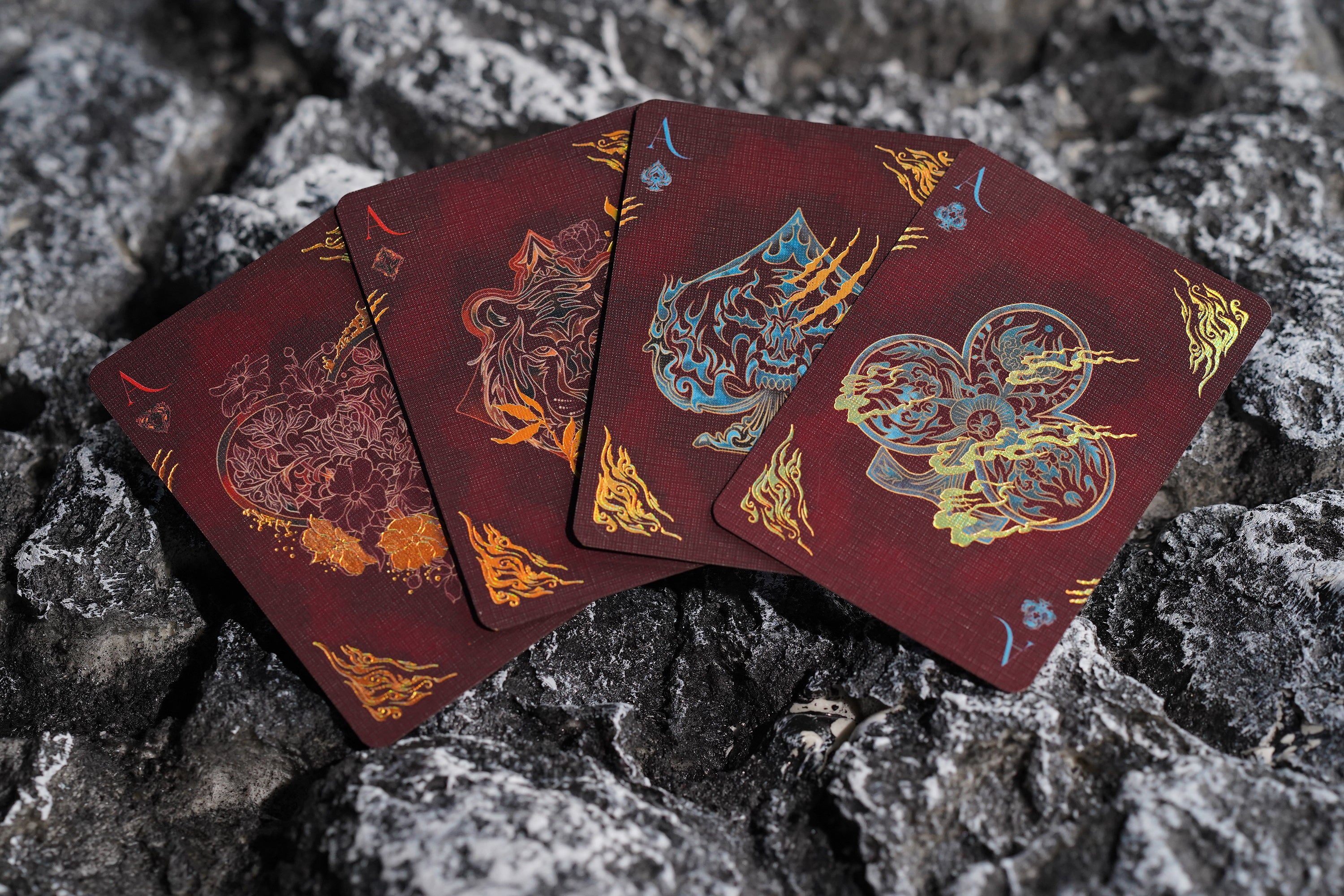 Imprisoned Tiger Playing Card Gift Set - Image 7