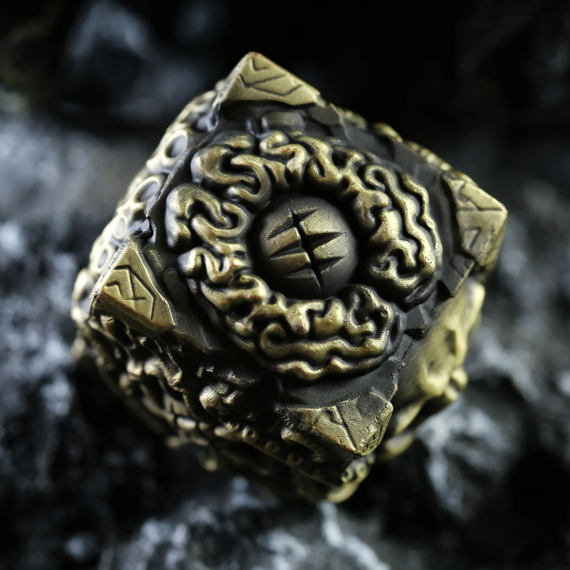 The Keeper of Arcane Lore Collectible Metal Dice - Image 3
